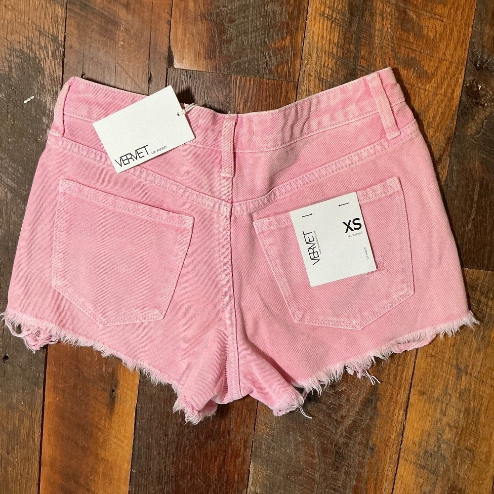 Vervet Pink Cut-off Denim Shorts NWT SZ XS - Picture 2 of 4